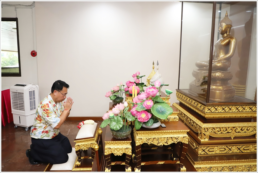กรมบังคับคดีจัดพิธีสรงน้ำพระพุทธยุติธรรมบดี เนื่องในประเพณีวันสงกรานต์ ประจำปี พ.ศ. 2567
